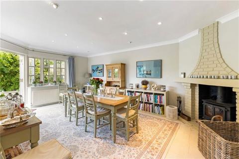 undefined, Priory Lane, London SW15