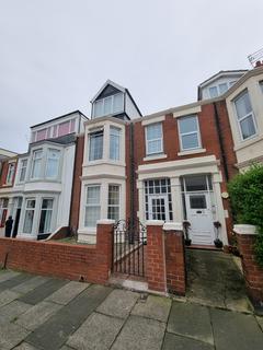 1 bedroom flat to rent, Ocean View, Whitley Bay NE26