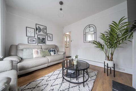 2 bedroom semi-detached house for sale, High Wycombe,  Train station,  Buckinghamshire,  HP13