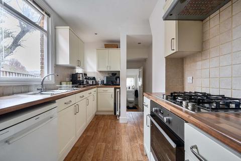 2 bedroom semi-detached house for sale, High Wycombe,  Train station,  Buckinghamshire,  HP13