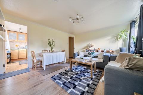 1 bedroom flat for sale, Admiral Place, London, SE16