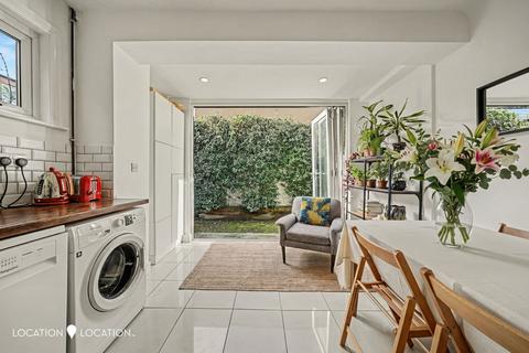 undefined, Margaret Road, London, N16