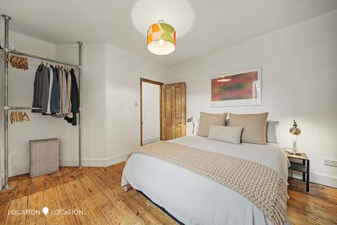 undefined, Margaret Road, London, N16