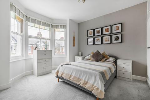 5 bedroom end of terrace house for sale, Ravensbury Road, Earlsfield, London, SW18