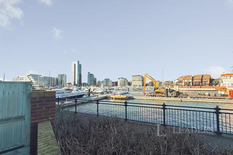 2 bedroom flat to rent, Pacific Close, Ocean Village, Southampton, SO14