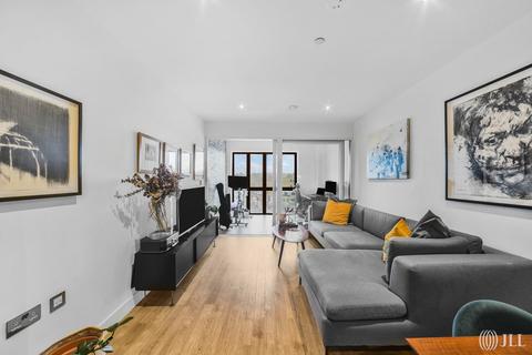 2 bedroom flat for sale, Capitol Court, Wansbeck Road, London, E3