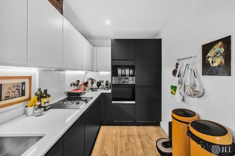 2 bedroom flat for sale, Capitol Court, Wansbeck Road, London, E3