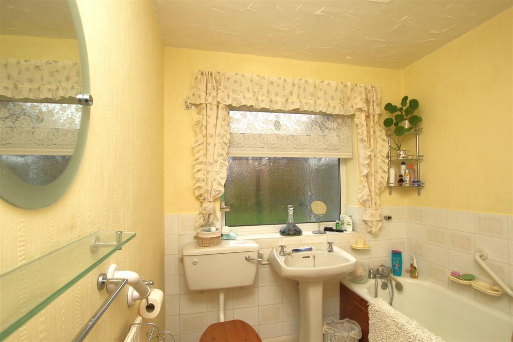 Ground Floor Bathroom.JPG