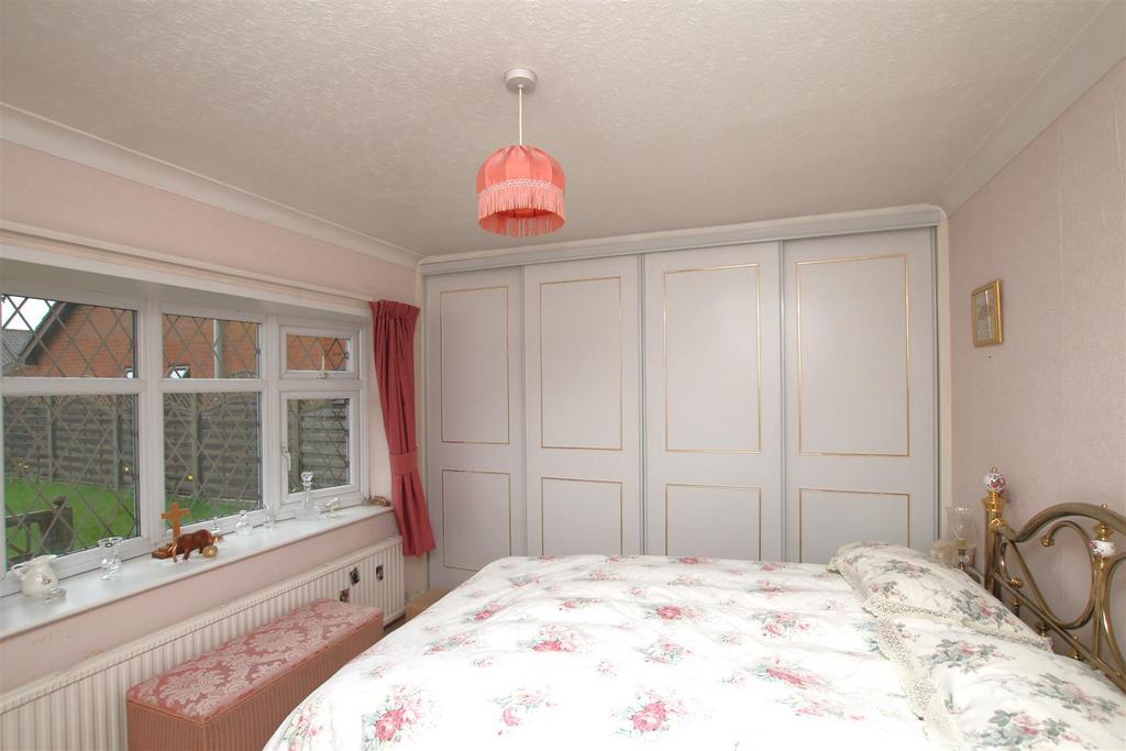Bedroom One - b.JPG
