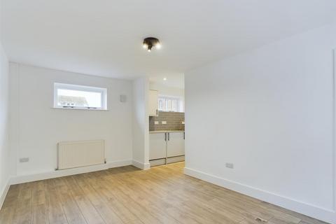 undefined, St. Annes Court, Hitchin SG5