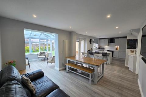 4 bedroom detached house for sale, Wild Field, Bridgend, CF31