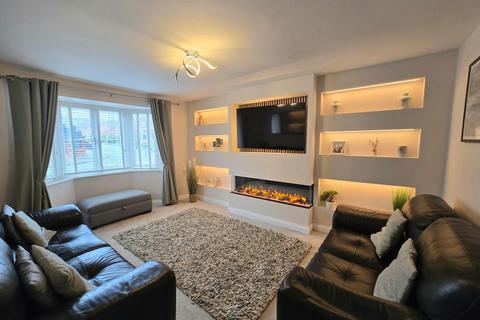4 bedroom detached house for sale, Wild Field, Bridgend, CF31