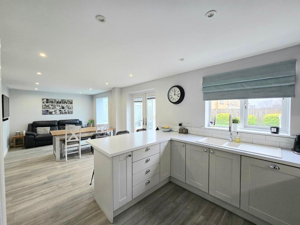 Kitchen/family room