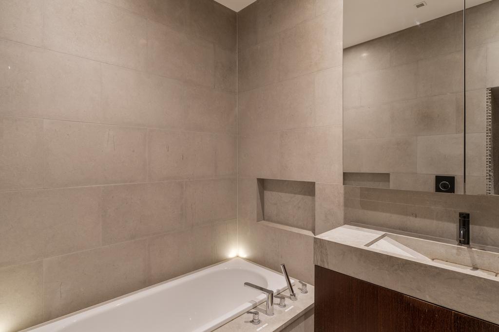 Private Realtor-26 E Kensington Court-21 Hi