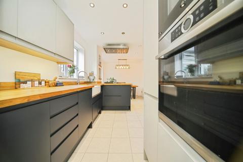4 bedroom detached house for sale, Thistledown Drive, Ixworth, Bury St. Edmunds