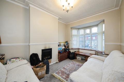 3 bedroom end of terrace house for sale, Bromyard Road, Birmingham