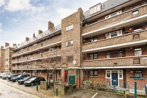 2 bedroom flat for sale, Poynders Gardens, London SW4