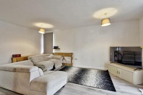 2 bedroom apartment for sale, Johnson Court, Northampton