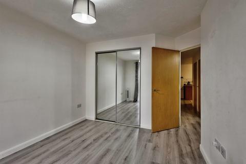 2 bedroom apartment for sale, Johnson Court, Northampton