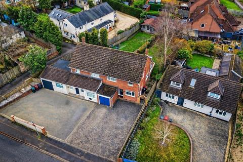undefined, Chapel Hill, Tilehurst, Reading, RG31