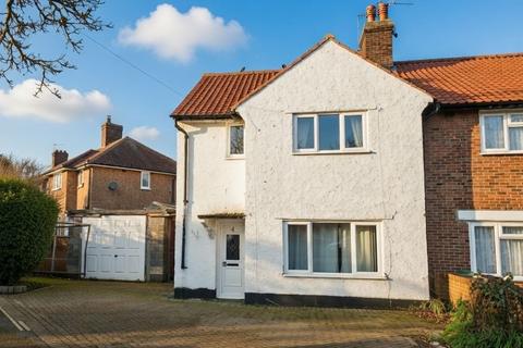 undefined, 4 Dingwall Road, Carshalton, Surrey, SM5 4LY
