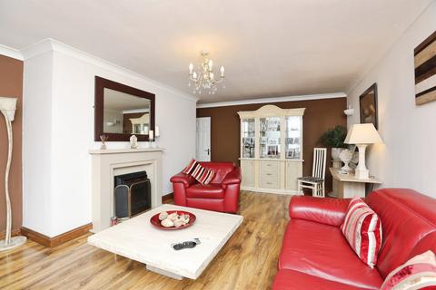 5 bedroom detached house for sale, Chalkwell Road, Sittingbourne