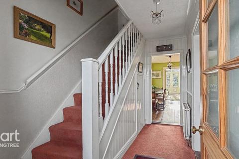 3 bedroom detached house for sale, Station Road, Manningtree, Essex