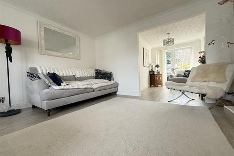 3 bedroom detached house for sale, Mandarin Way, Leicester LE8