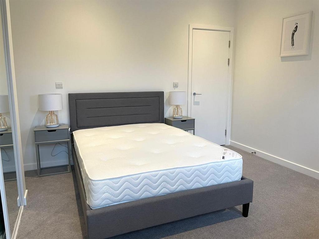 Bedroom.jpg