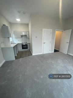 Studio to rent, Southbourne Road, Bournemouth, BH6