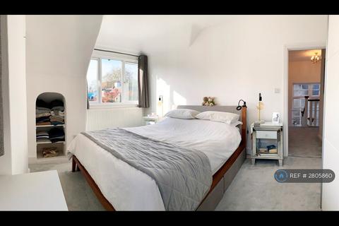 2 bedroom flat to rent, Kingscroft Road, London, NW2