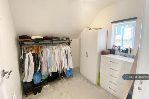 2 bedroom flat to rent, Kingscroft Road, London, NW2