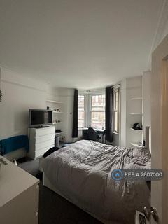 2 bedroom flat to rent, Edgeley Road, London, SW4