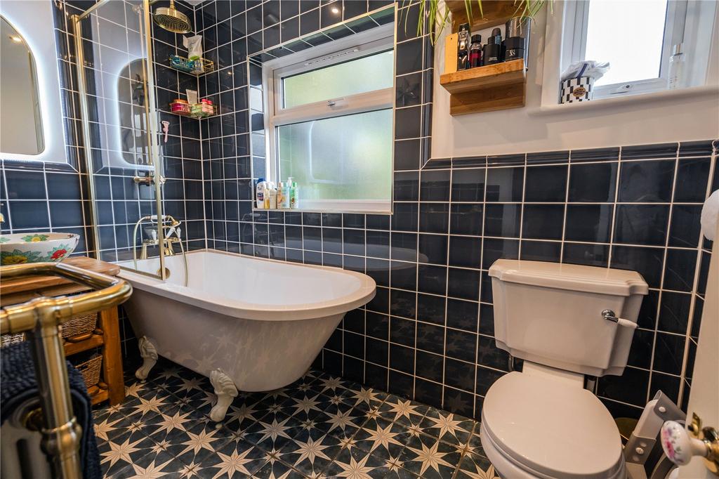 Bathroom (2)