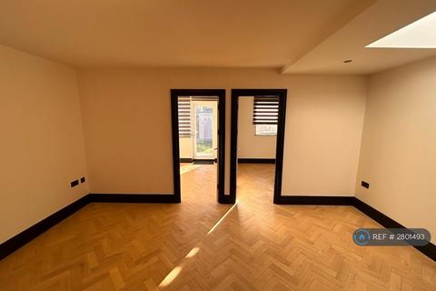 undefined, London, London, NW2