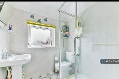 undefined, Royston Avenue, Sutton, SM1