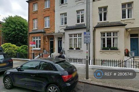 Lurline Gardens, London, SW11