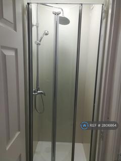 undefined, Broad Walk, Hounslow, TW5