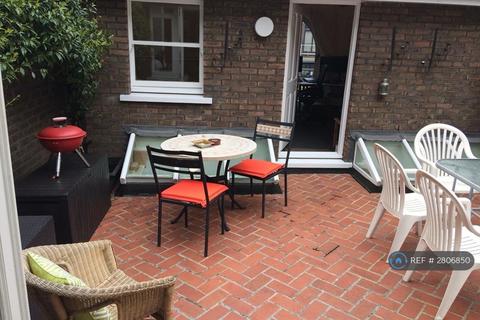 4 bedroom terraced house to rent, Coral Row, London, SW11