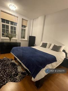 1 bedroom flat to rent, Kensington High Street, London, W14