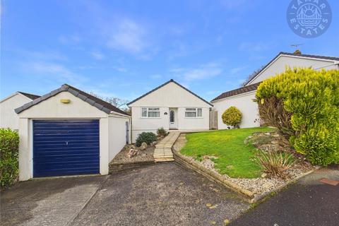 2 bedroom bungalow for sale, 'Spacious detached bungalow with 21' lounge/diner and generous gardens'