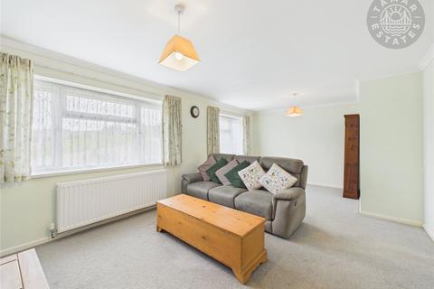 2 bedroom bungalow for sale, 'Spacious detached bungalow with 21' lounge/diner and generous gardens'