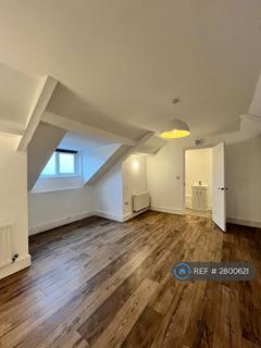3 bedroom flat to rent, Blackhill, Consett, DH8