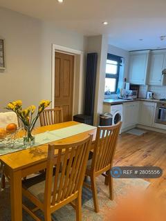 1 bedroom in a flat share to rent, Heyford Road, Mitcham, CR4