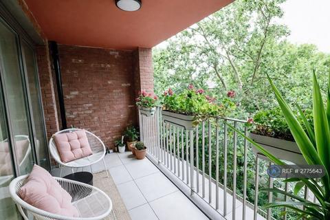 2 bedroom flat to rent, Liddell Place, London, NW6