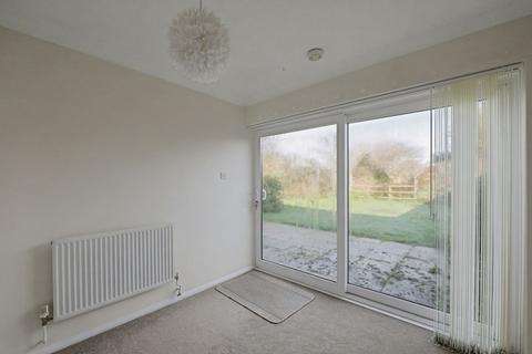 3 bedroom terraced house for sale, 25 Elm Tree Close, Selsey, Chichester, West Sussex, PO20 0SQ