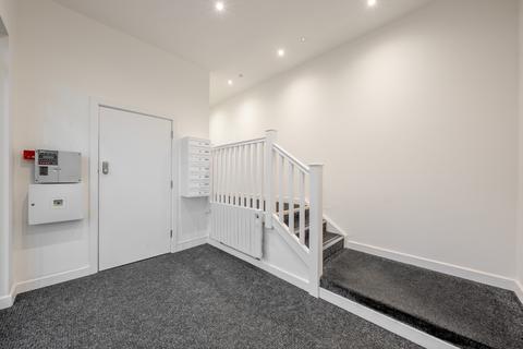 2 bedroom flat for sale, The Hawthorns, 6 Well Lane, Leeds LS7