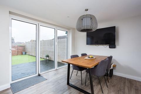 4 bedroom semi-detached house for sale, Rishworth Grove, York, YO30