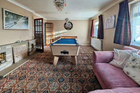 4 bedroom detached house for sale, Glenfield Avenue, Felixstowe