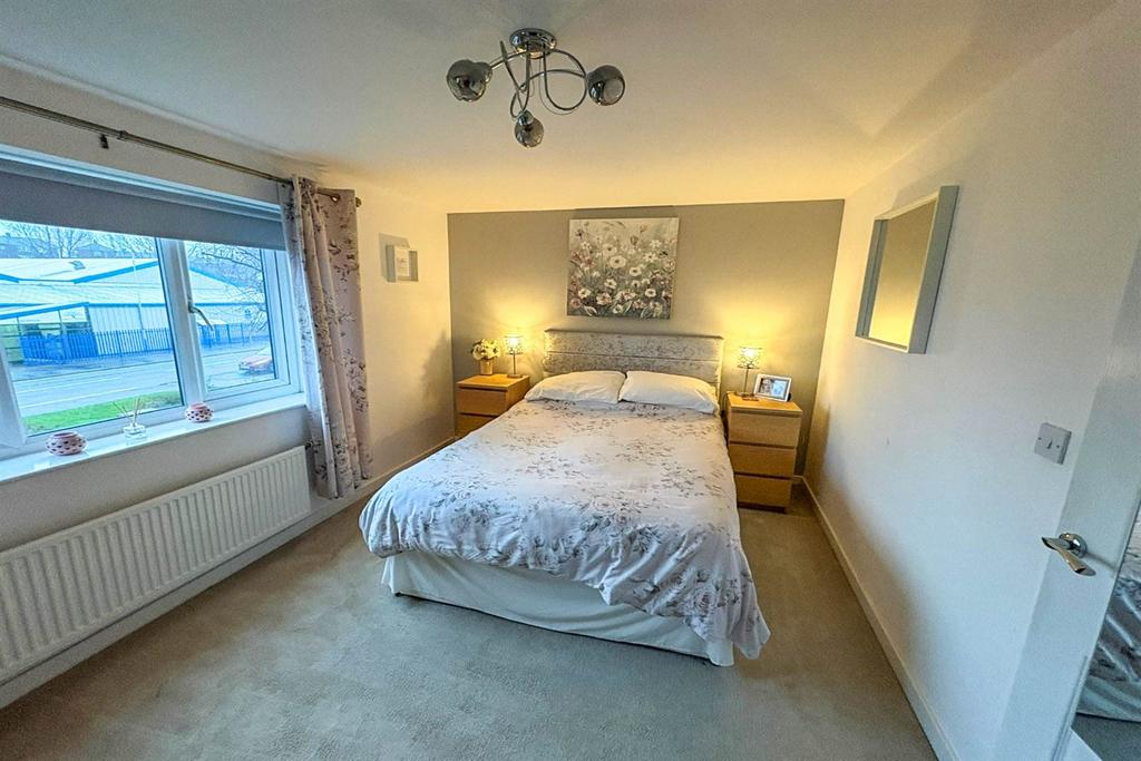 Rear Bedroom